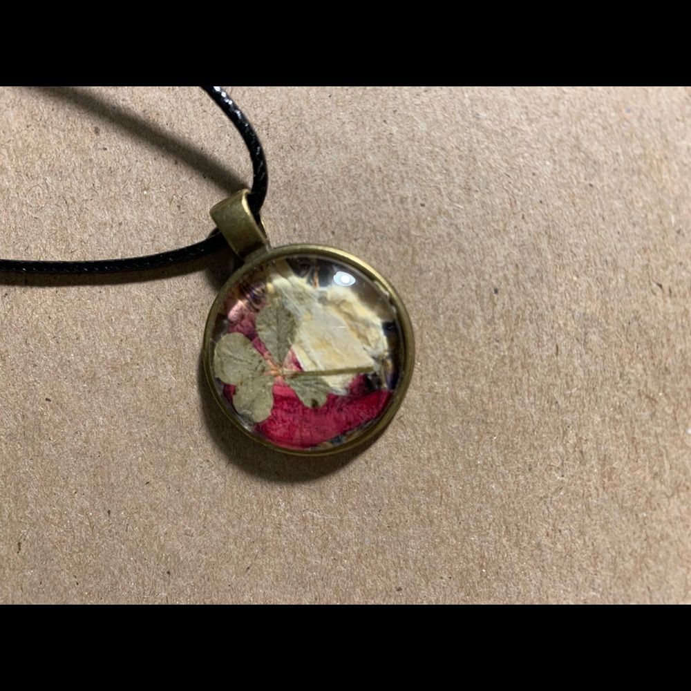 Real Four leaf clover necklace